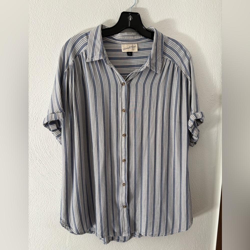 Universal Thread Blue and White Striped Button Down Shirt